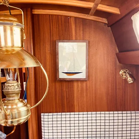 Marina Experience - On A Classic Sailing Yacht *
