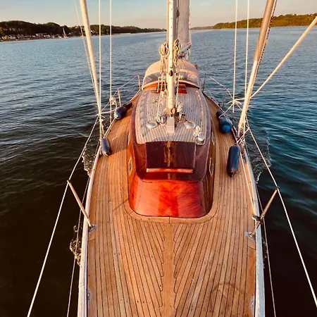 Marina Experience - On A Classic Sailing Yacht Botel Zoppot